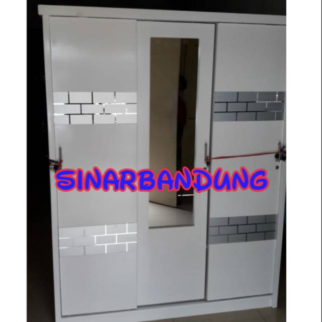 LEMARI SLIDING JUMBO PUTIH 3 PINTU LEMARI PAKAIAN SLIDING JUMBO KAYU TIPBLOCK