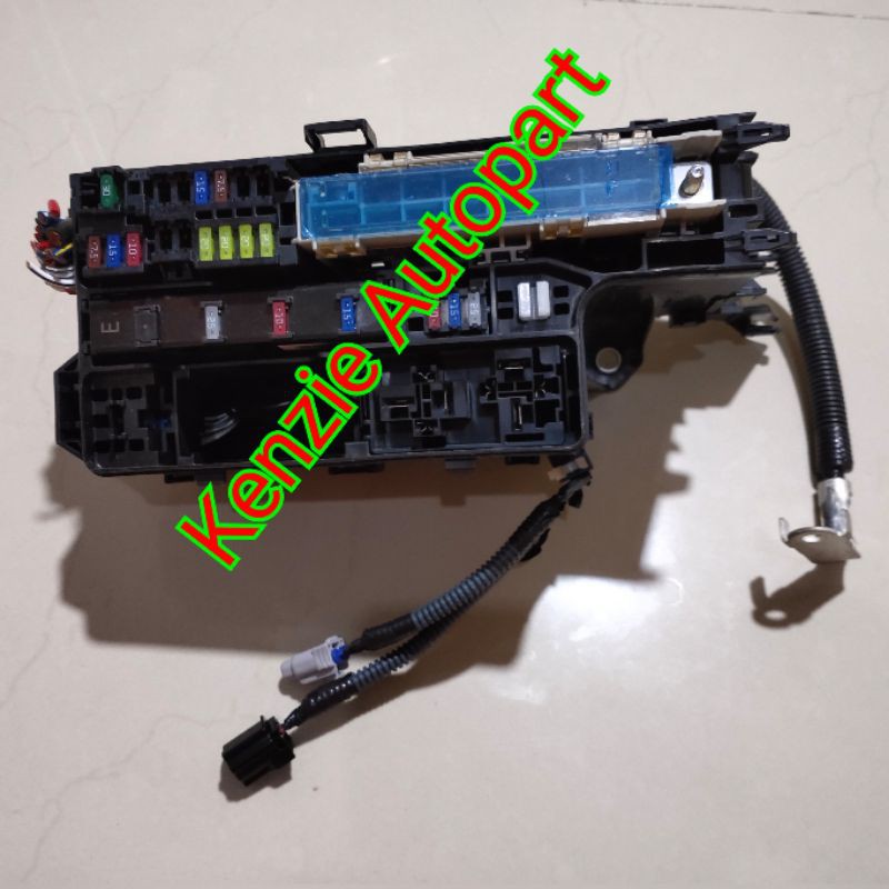 FUSE BOX SEKRING INOVA DIESEL FORTUNER DIESEL HILUX DIESEL ORIGINAL