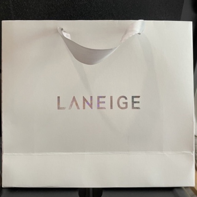 

Paperbag Laneige