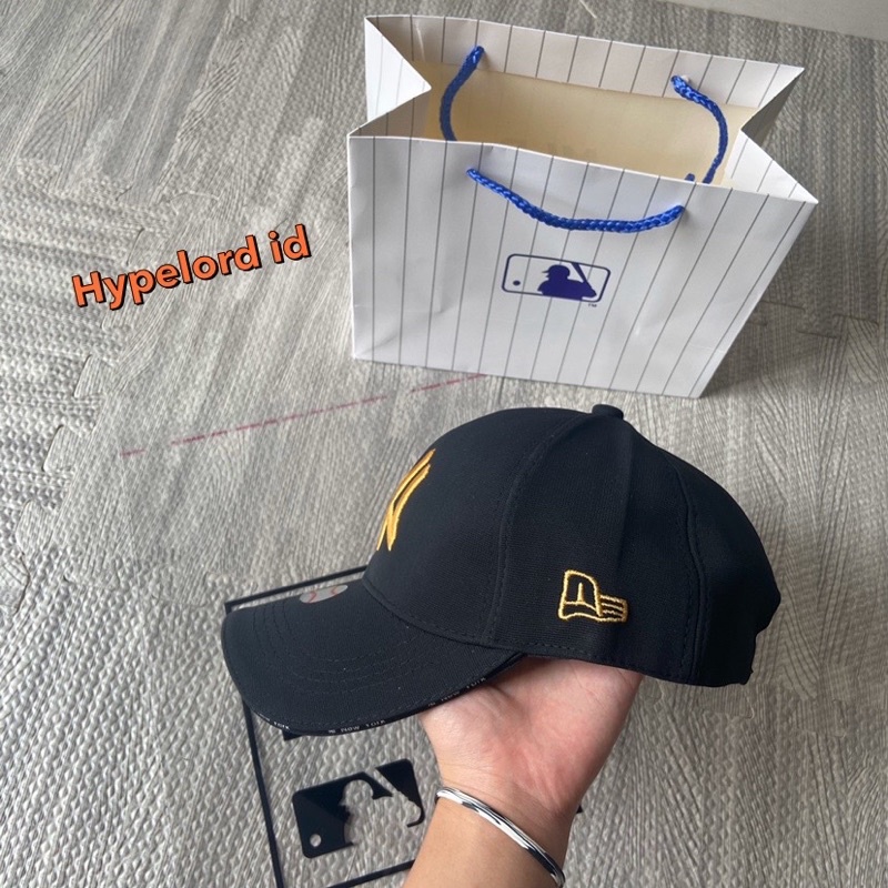 Topi NY Mlb Cap New Font logo Gold Kuning