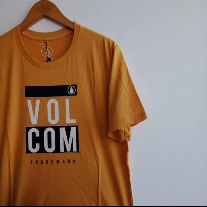 Kaos Pria Baju Distro Surfing Volcom Murah Bandung Premium Big Size Warna Kuning Simple Cod Full