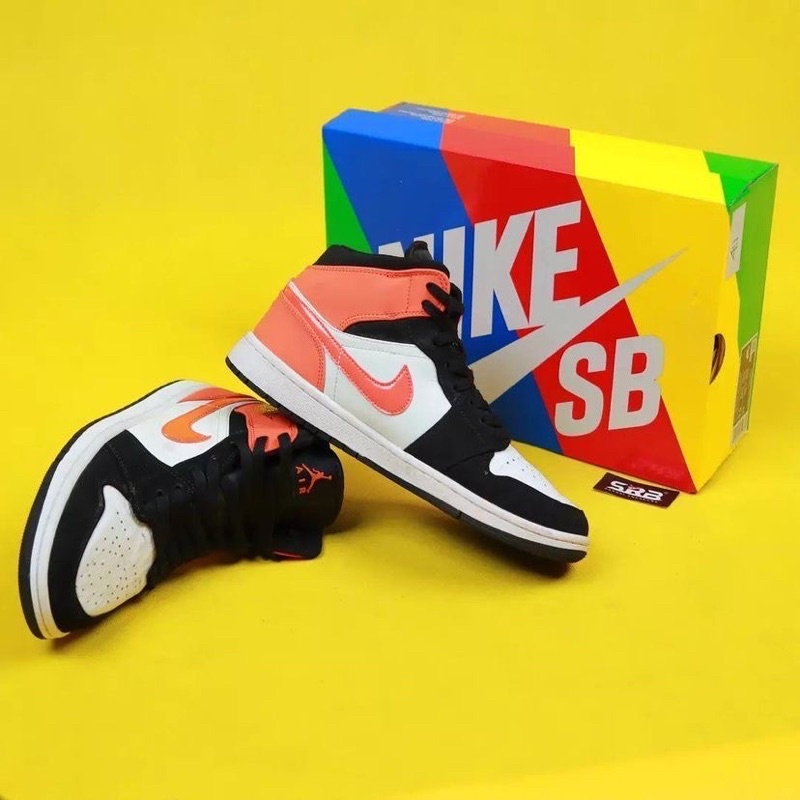 Nike Air Jordan 1 Mid Shattered Backboard