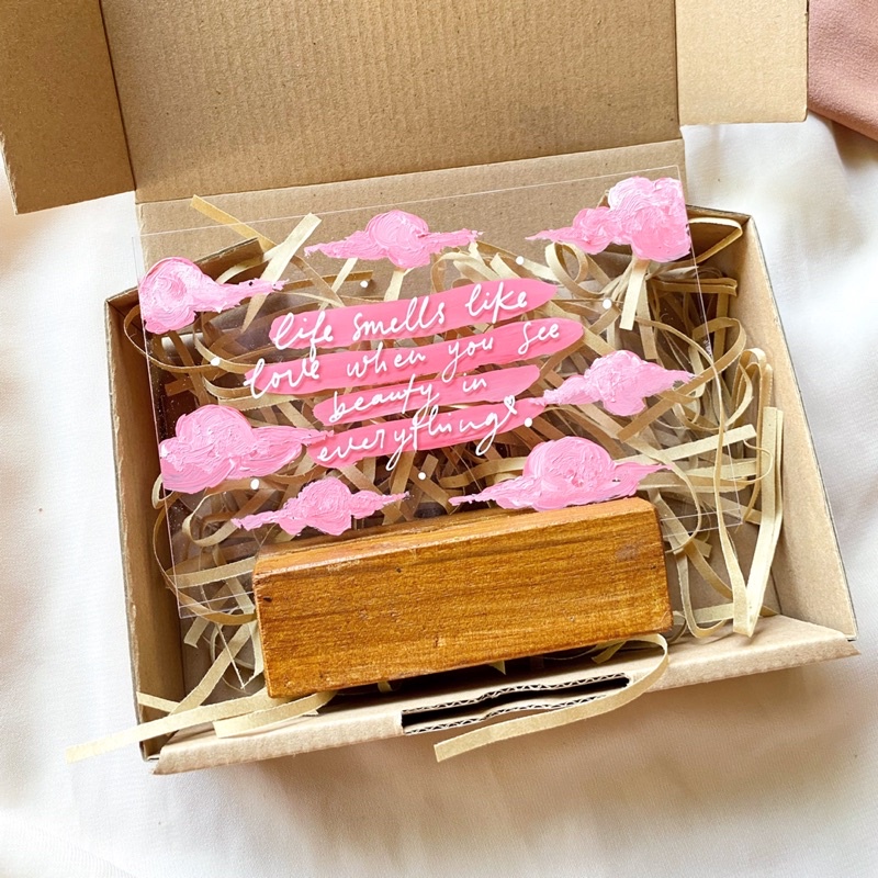 GIFT BOX ACRYLIC LETTERING 15x10cm, KADO ULANG TAHUN, KADO WISUDA, KADO WEDDING