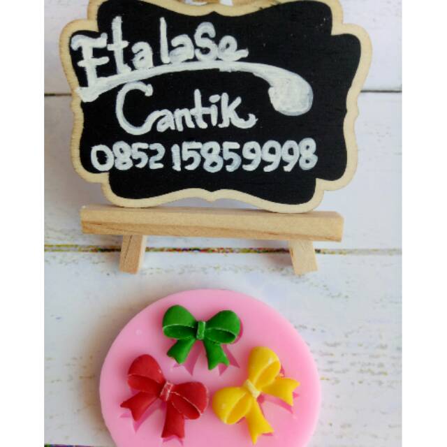 

Silikon 3pita kecil