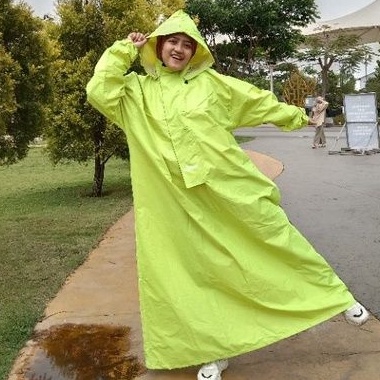 Mantel Gamis Raincoat Muslimah Bisa untuk Pria