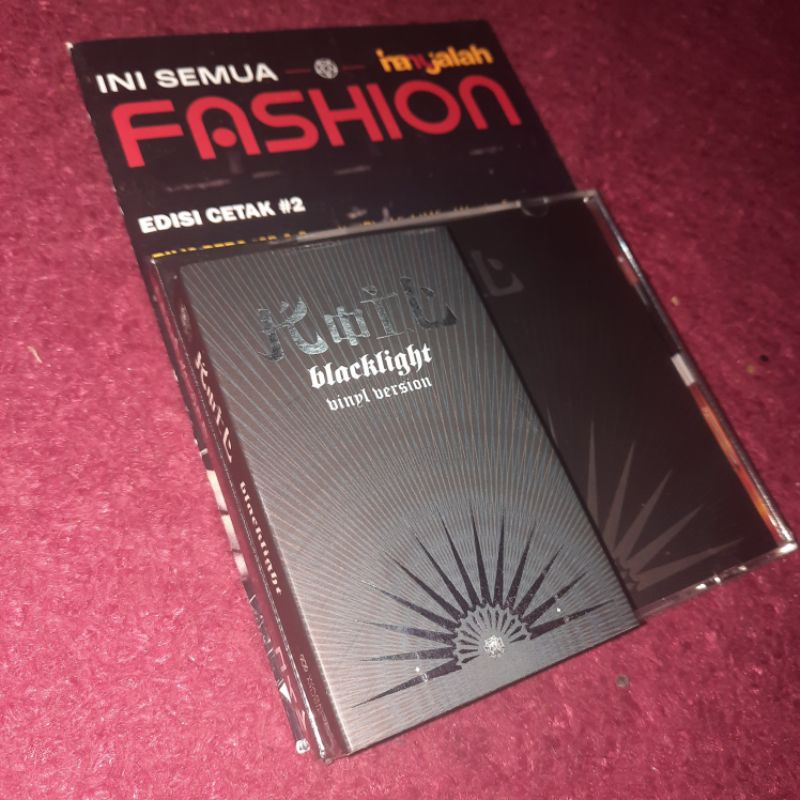 cd + kaset KOiL blacklight bonus zine