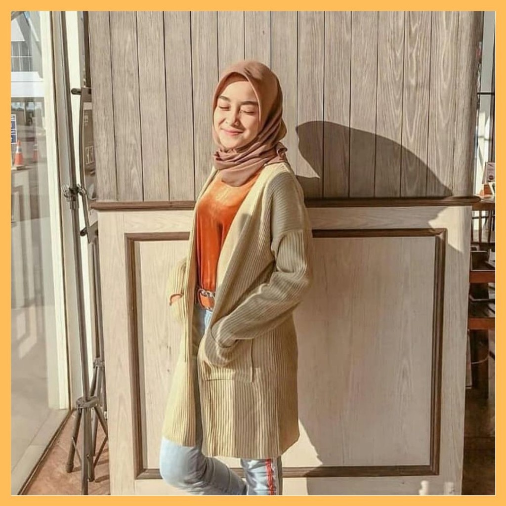 BELLE CARDIGAN OVERSIZE / LONG CARDY / CARDIGAN BELLE MURAH MERIAH / KARDIGAN OVERSIZE / LONG CARDY RAJUT / UPTODATE LONG KNIT / CARDY RAJUT-Cream
