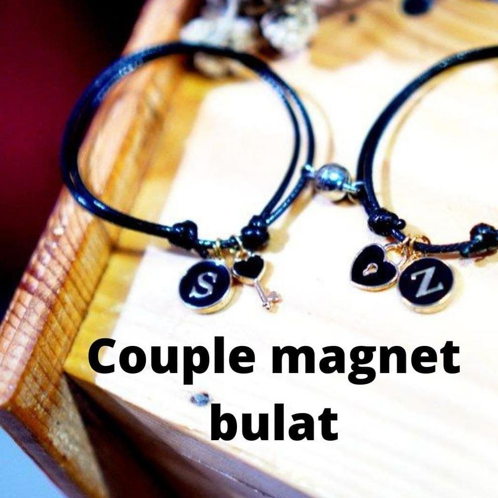 gelang couple epoxy kunci gembok magnet / gelang  inisial epoxy magnet / beli 10 free 1 ‑ BYR.32544