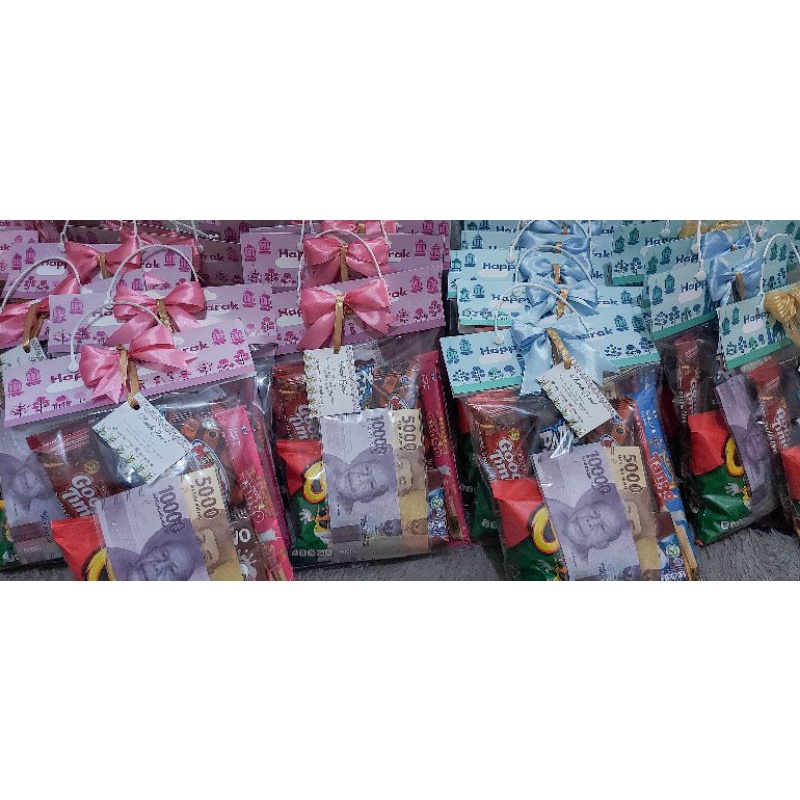 

SNACK ULANG TAHUN/SNACK ULTAH/JAJANAN ULTAH/GIFT/HAMPERS