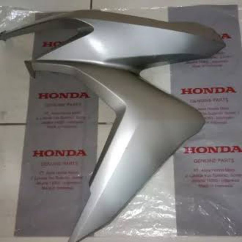 SAYAP KIRI VARIO 150 LED ORIGINAL AHN 64601-K59-A70ZS