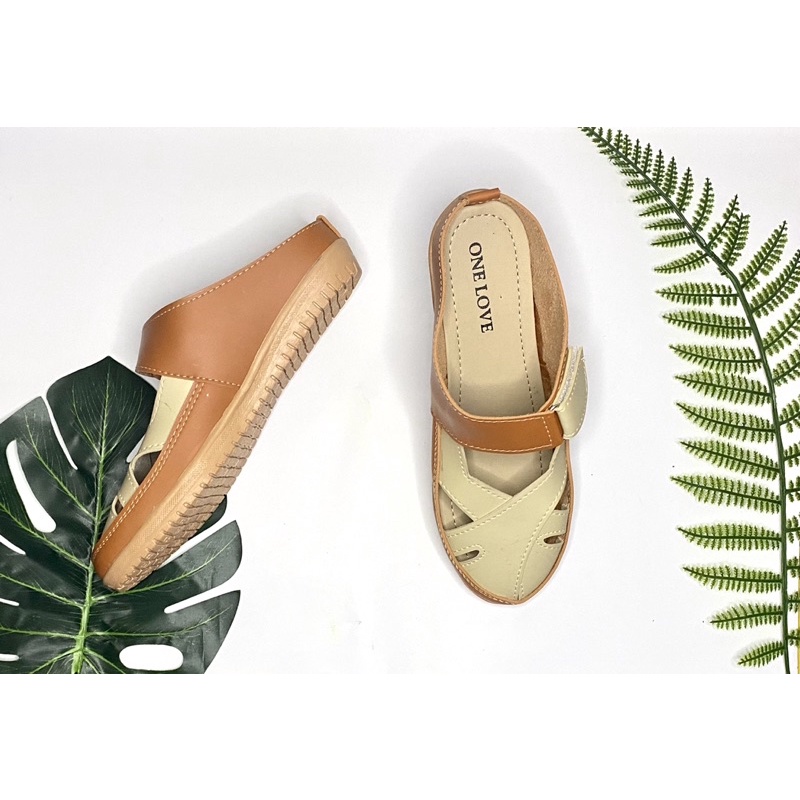 Sandal Jepit Wanita Kekinian Sandal Wanita Wanita Terbaru Sandal Wanita Elegan Simple Sandal Wanita Murah Sandal Korea Sandal Import