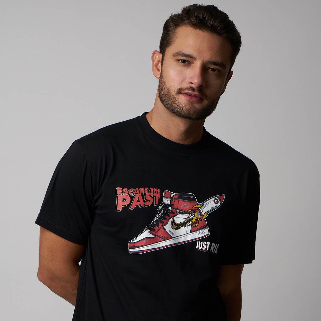 Street Fanatic KAOS HITAM T-SHIRT ORIGINAL Escape the Past | Air Jordan