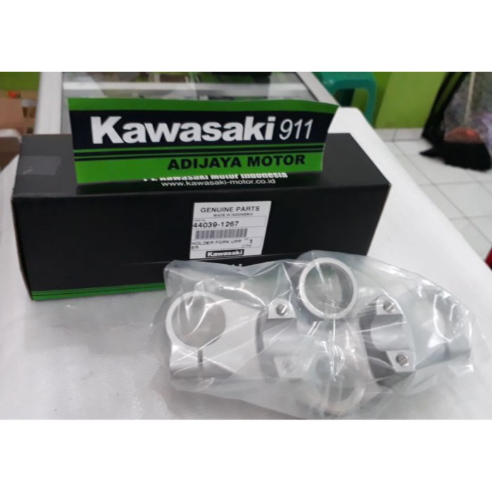 Segitiga Atas Kawasaki Ninja R lama - Original