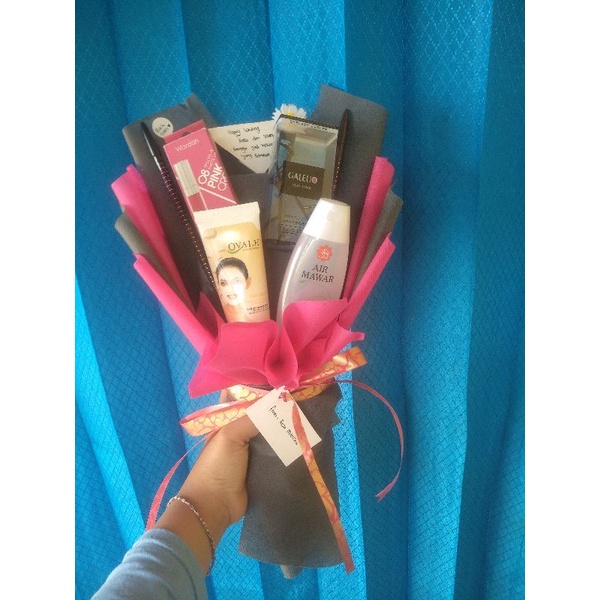 

buket kosmetik_kadohadiah_kadountukcewek