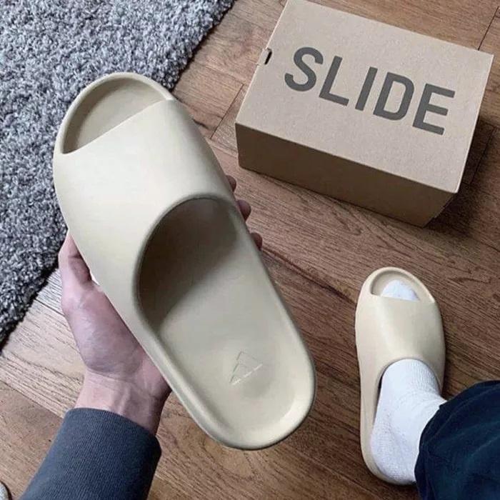 MONSTERA SANDAL YEEZY SLIDE KARET SENDAL SLIPPER KANYE WEST TEBAL IMPORT HIGH QUALITY RUBBER