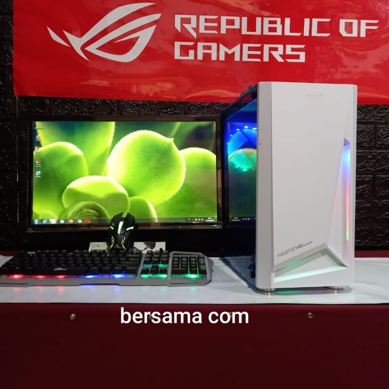 PC core i7 monitor 22 in siap pakai