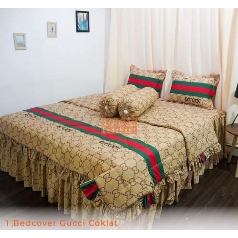 Sprei rumbai set bedcover rumbai ukuran 180*200*20 motif bunga Gucci bahan katun premium