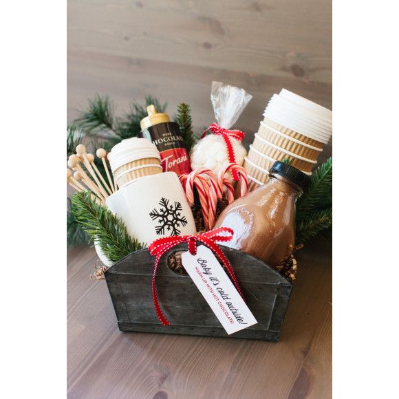 

Giftbox Hampers Valentine Natal Tahun Baru