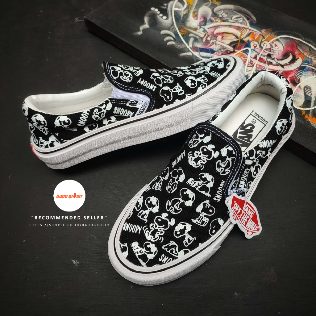 PROMO Sepatu Sneakers Wanita Vans Slip On Snoopy Import Premium, Tag Made in China. Harga Murah