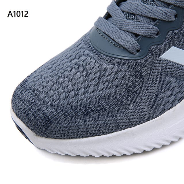 Men Sneaker A1012