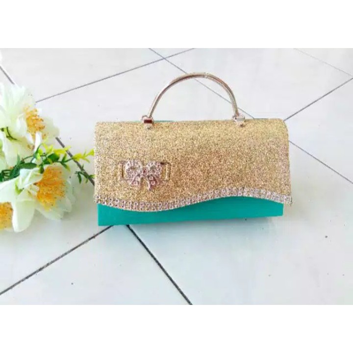 Tas Pesta Clutch / Tas Kondangan Wanita