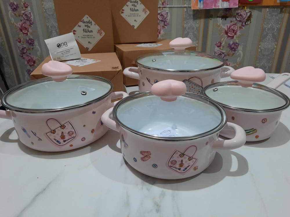 Panci Enamel Cantik Dutch Oven 24 Cm Chefina Kedawung Pi04g24