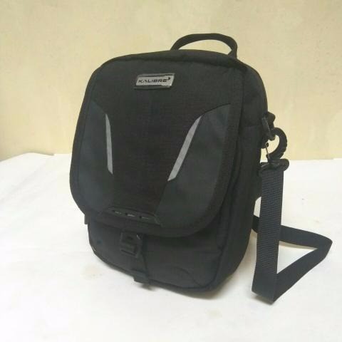 Tas selempang  pria /wanita kalibre 920217 razer ori/asli terbaru  D-31