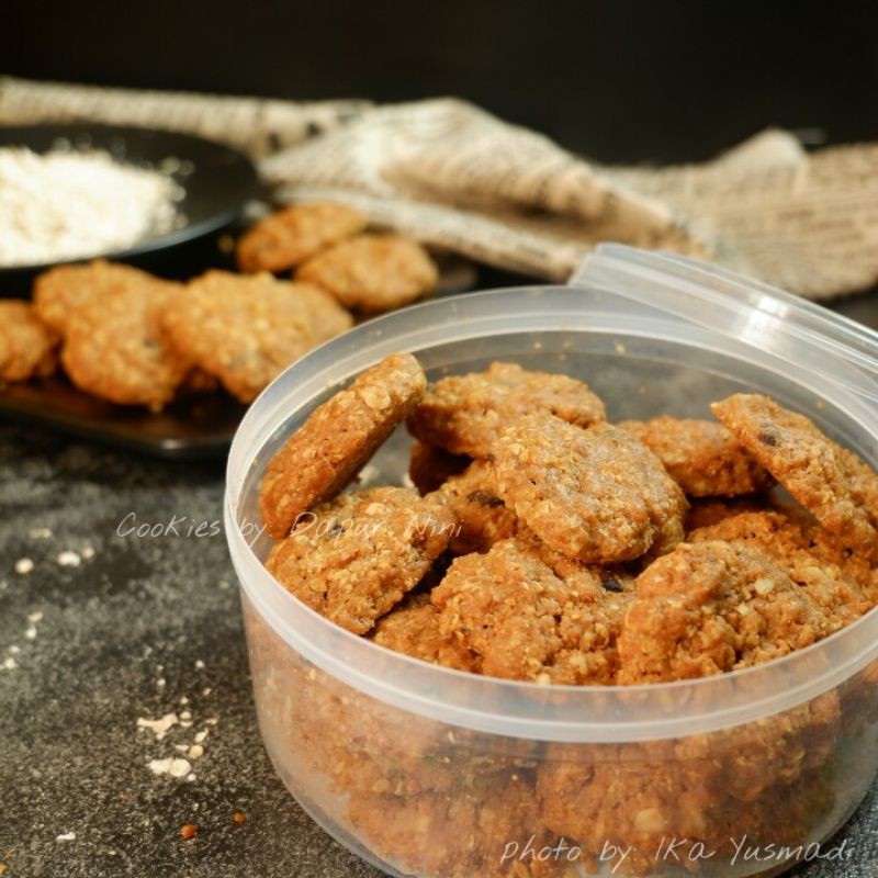 

Cookies in a jar