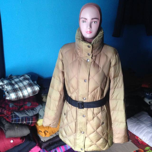 Preloved jaket bulu angsa BURBERRY LONDON original