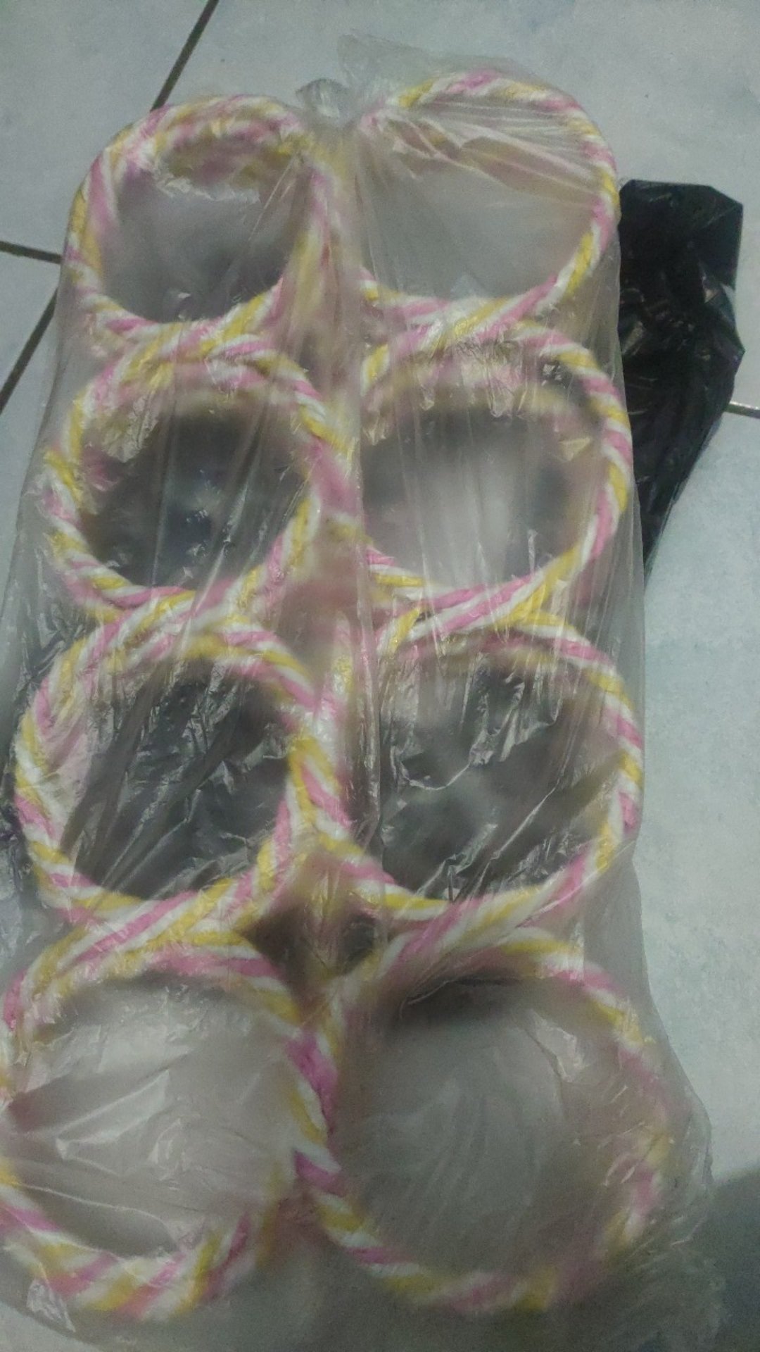 Gantungan Jilbab / Syal 28 Lubang - Hanger Gantung Multifungsi