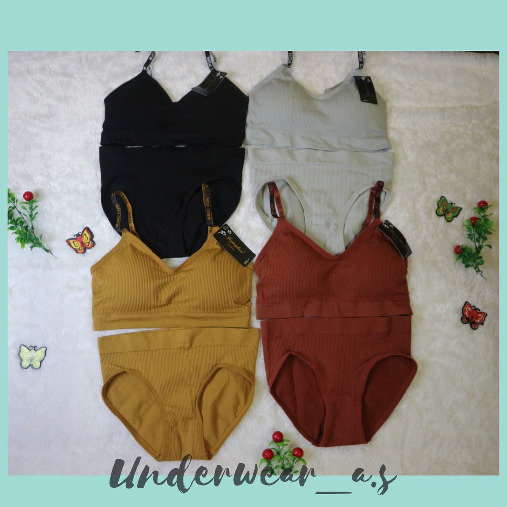 UNDERWEAR AS COD/bh/Bra Wanita Tanpa Kawat Bahan Halus Pakaian Dalam bralette Push Up Elastis Sexy d
