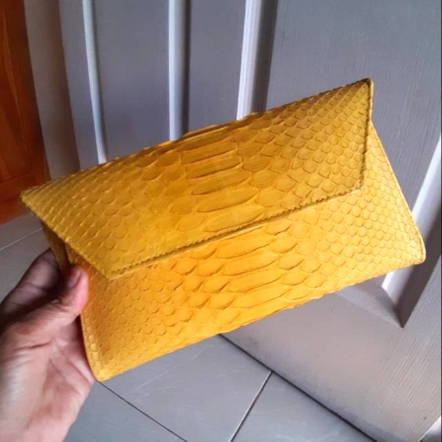 Preloved Clutch Kulit Asli 100%
