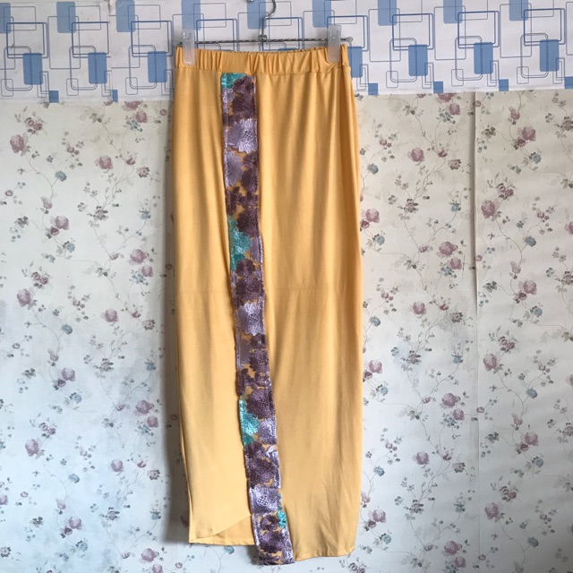 kamen/Kamen Jadi/Kamen Lycra/Kamen wisuda/bawahan kebaya/rok kebaya/Jarik/Jarik Kamen/Rok Jarik