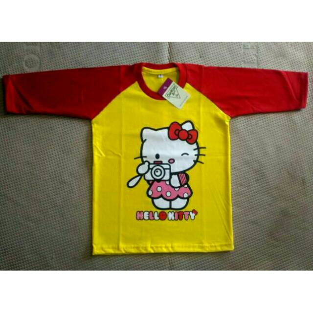  Kaos  Anak  karakter Hello  Kitty  Doraemon Reglan umur 1 2 