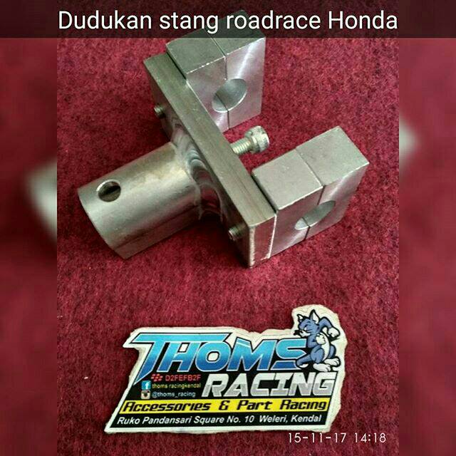 Dudukan stang roadrace