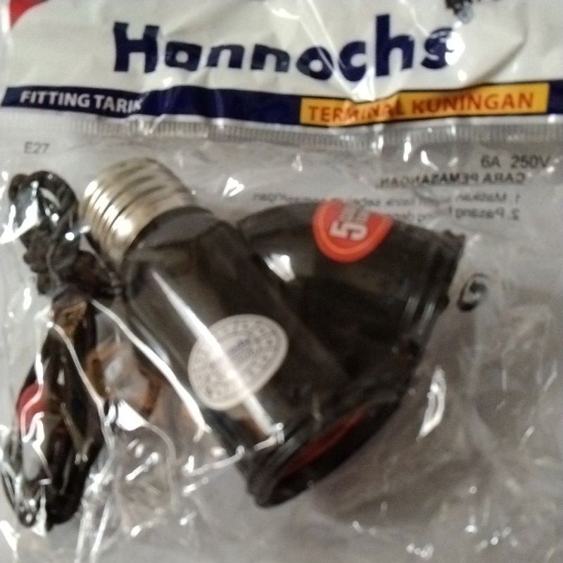 Fiting lampu tarik fiting lampu