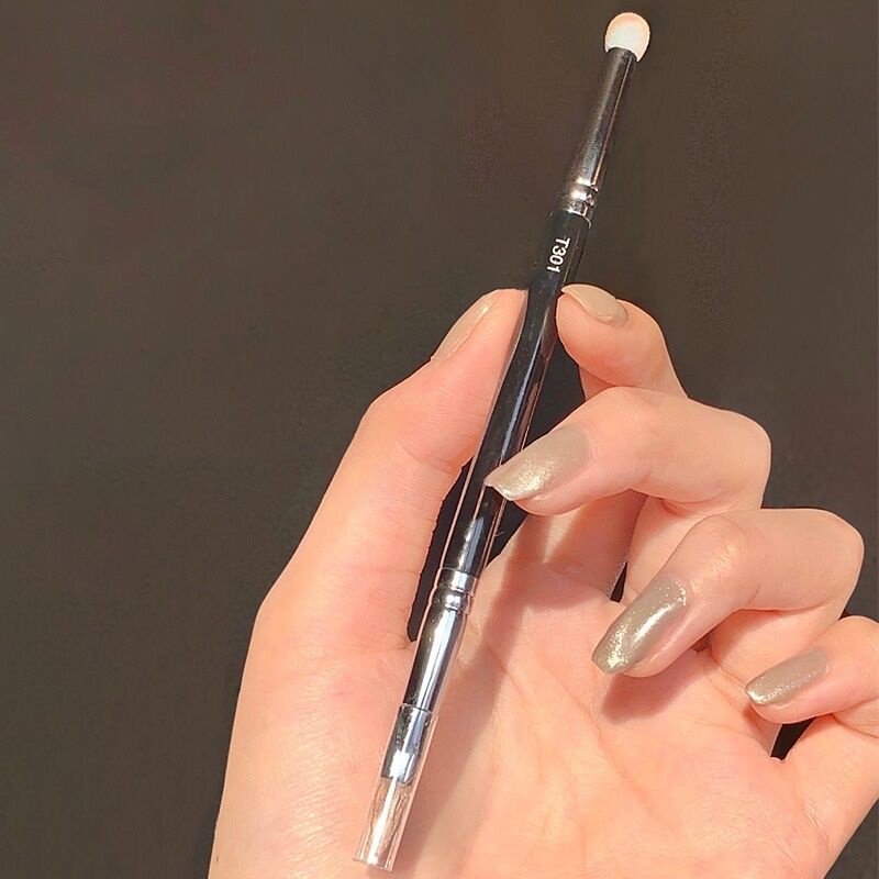 Handle Nose Concealer Creams Sponge Head Soft Concealer Brush Eyeliner Brush Beauty Tools Double-Ended Makeup Brush