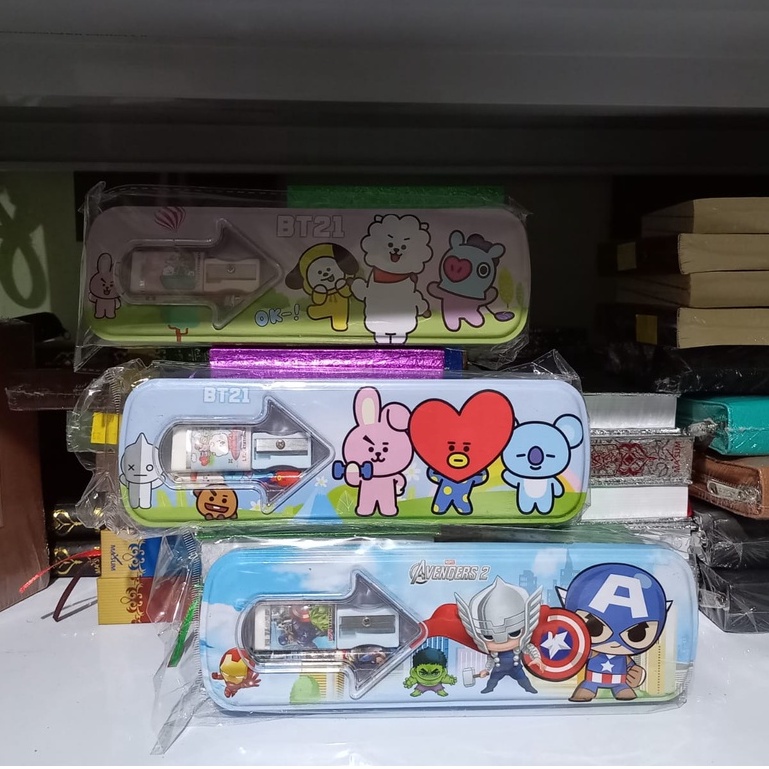 Kotak Pensil Besi dengan Alat Tulis Set - Set Alat Tulis Kaleng