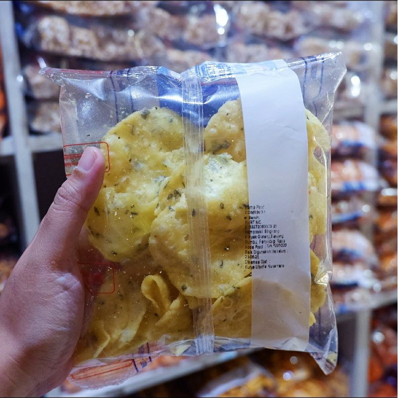 

Comring Comro Garing Bawang Snack 5000 Murah Meriah Khas Cimahi Bandung