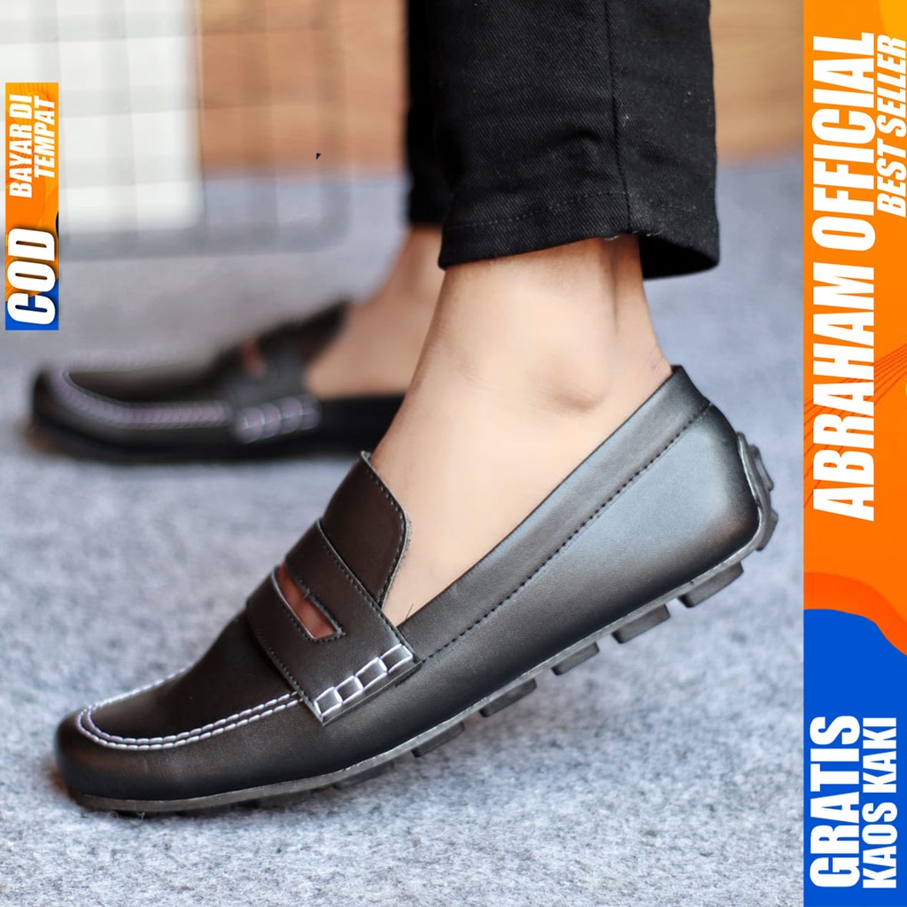 Sepatu Formal Pria Sepatu Casual Pria Kulit Sintetis Slop Sepatu Pantofel Kerja Kantor Kuliah Kondangan Sepatu Hitam Pria TYSO ABRAHAM