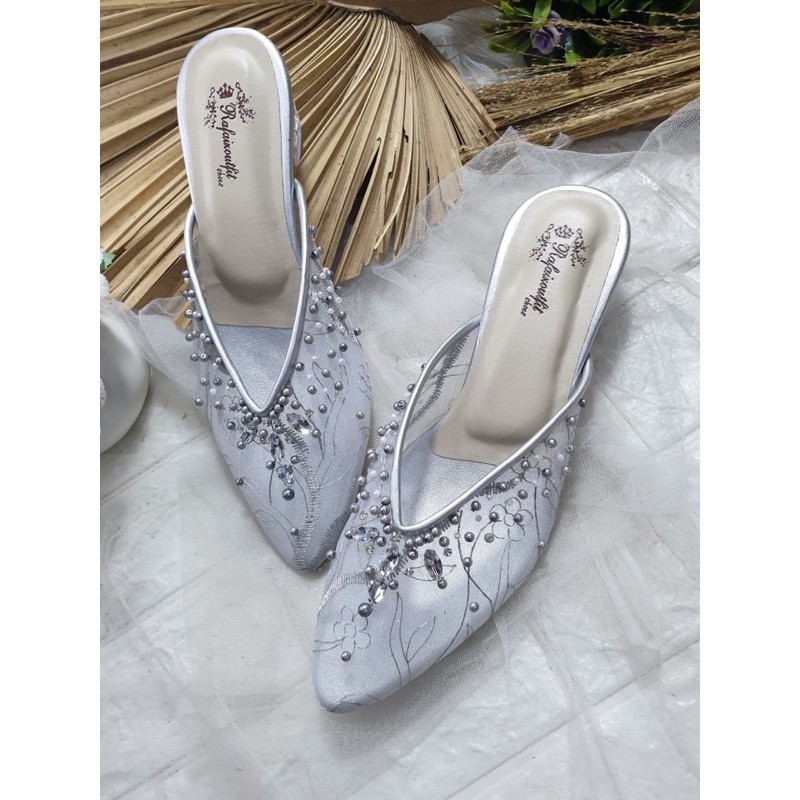 sepatu julia silver tinggi 3cm kaca