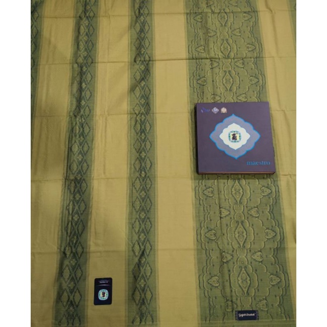 sarung gajah duduk maestro