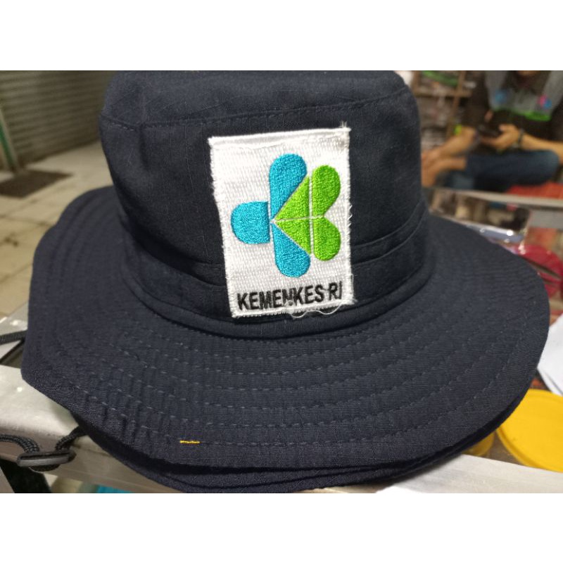 topi kemenkes lapangan