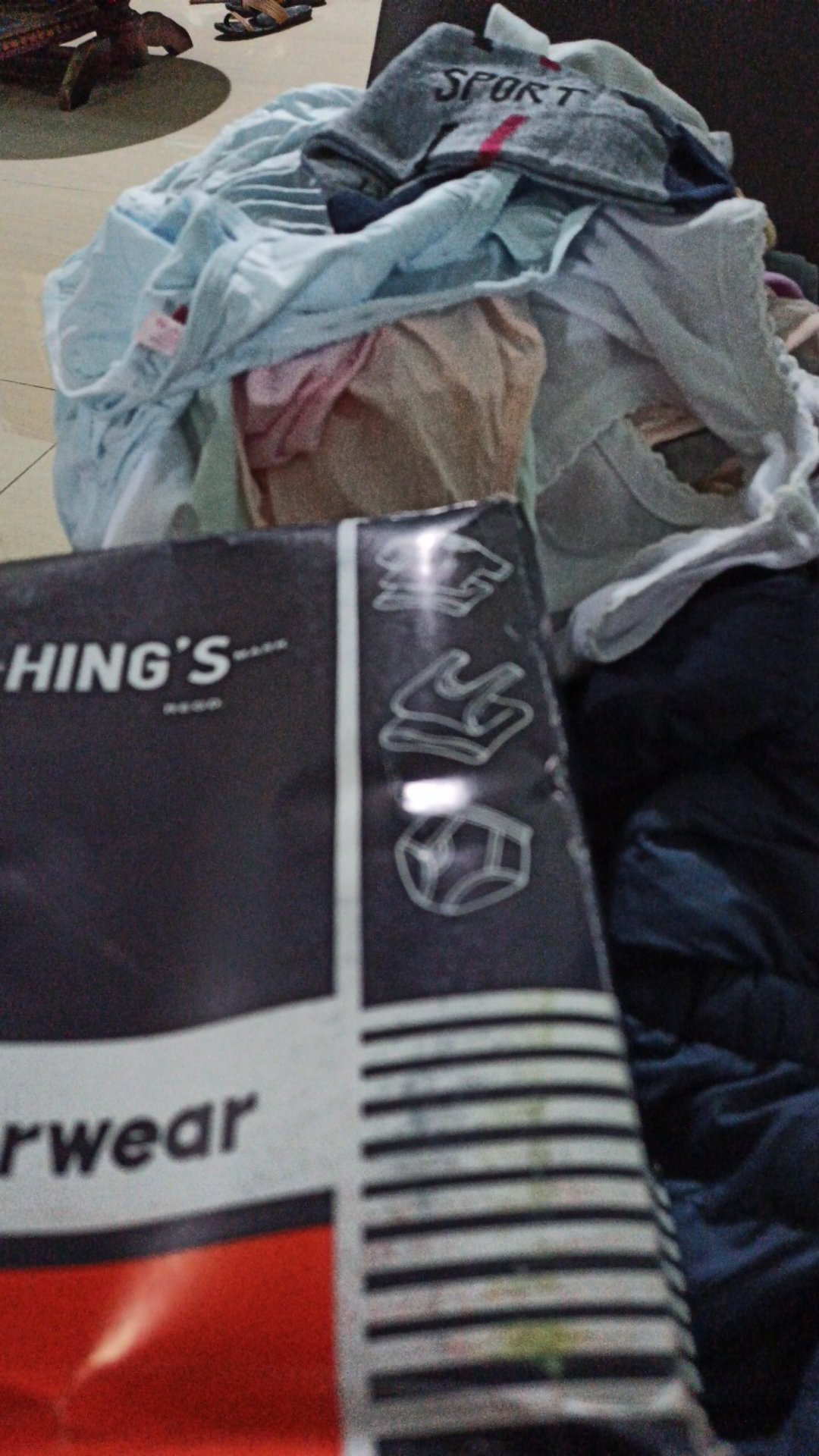 Handuk Olahraga Merah Putih Ukuran 80x35