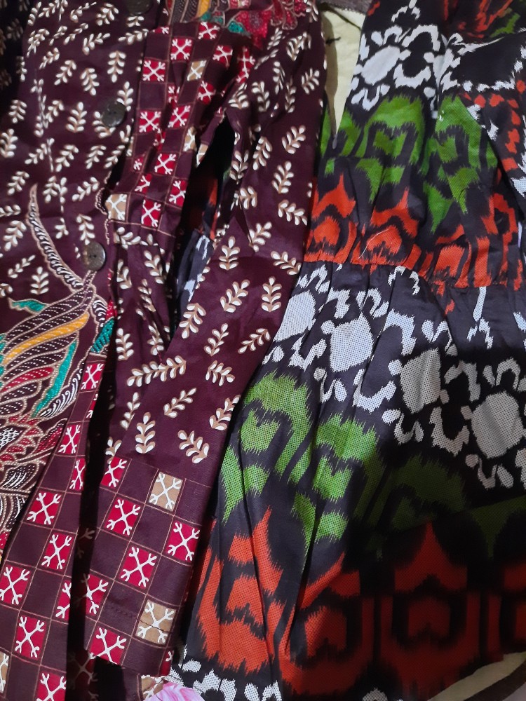 Batik Wanita - Atasan Batik 185 - 615 Tangan Panjang