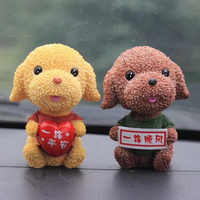 MINIATUR PAJANGAN MOBIL BONEKA 0734