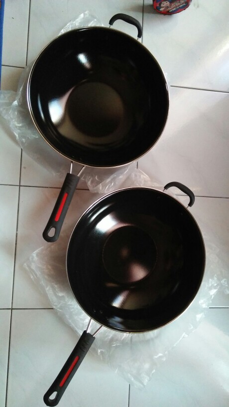 Wok Pan Wajan Enamel 34cm Anti Gores