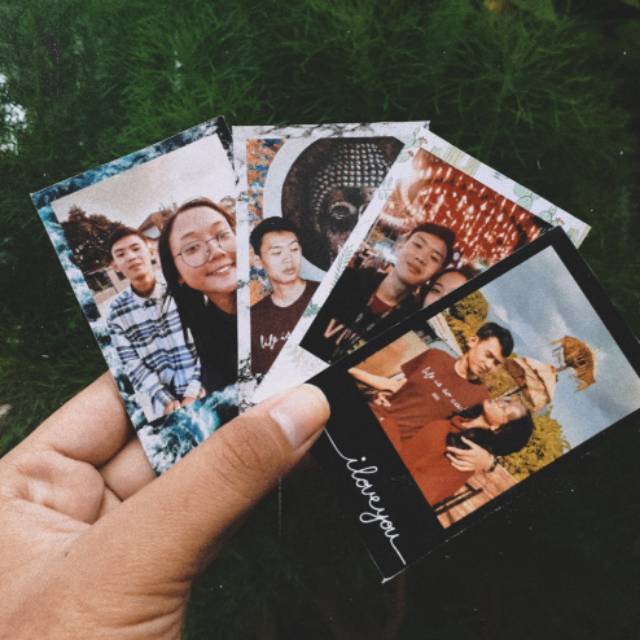 

Polaroid Motif Laminasi Glossy