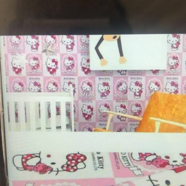 WALLPAPER STIKER DINDING.CORAK HELLO KITTY KOTAK2