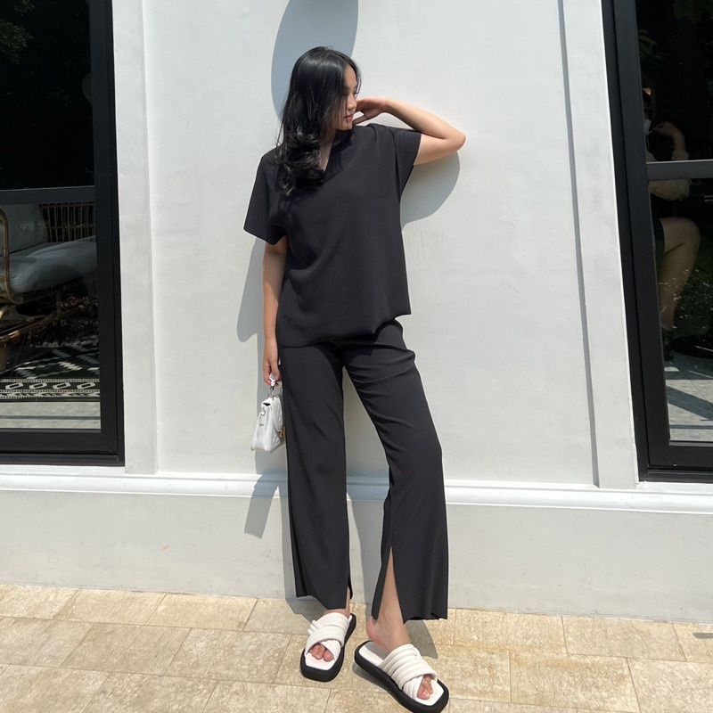 ESSI Lewi Pleats Set (top and pants)-3